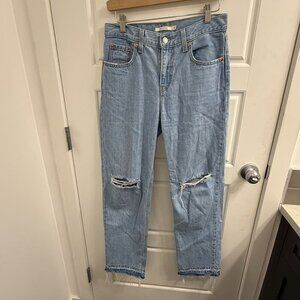 Levi Low Pro Straight Size 26 High Rise Distressed